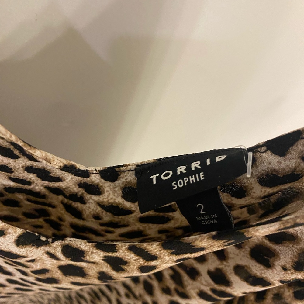 Torrid blouse - Picture 2 of 2